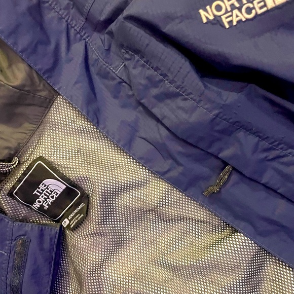 The North Face Men's Navy zip up windbreaker jacket raincoat outdoor Jacket - Picture 9 of 16